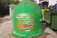 El Ayuntamiento y Ecovidrio animan a la vecindad a reciclar
